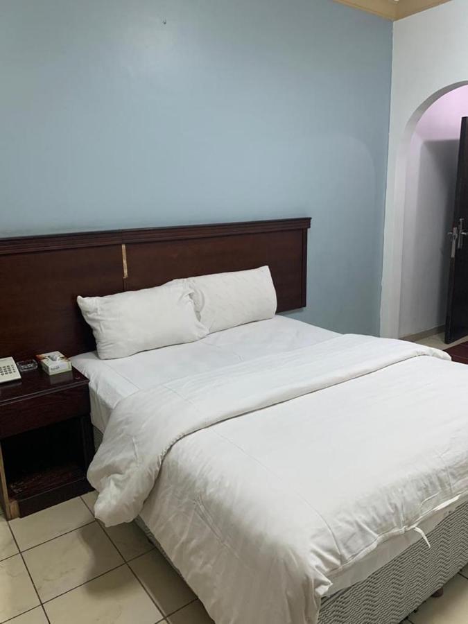 Hend Plaza Hotel Medina Exterior foto
